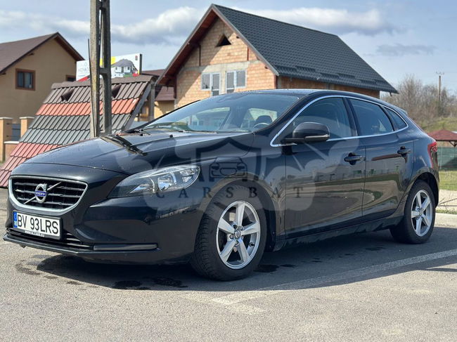Volvo V40 2015