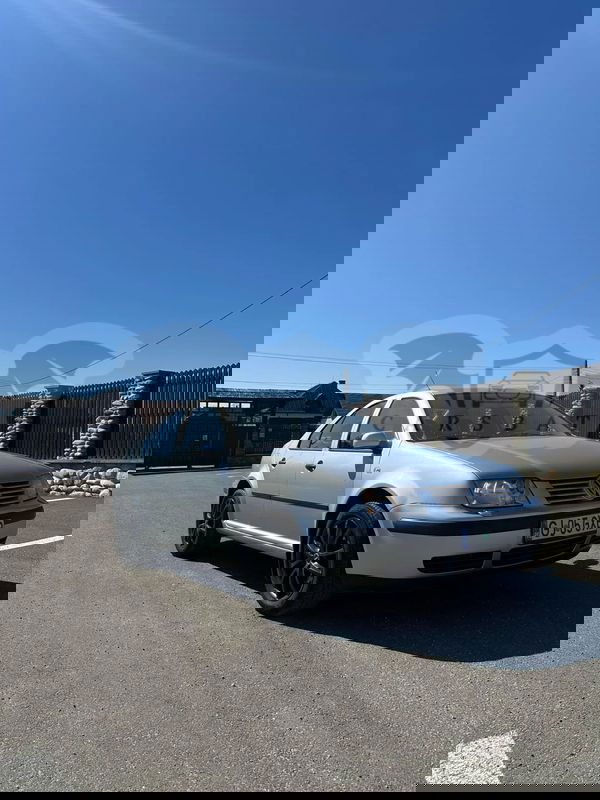 Volkswagen Bora 1.6 Basis 2002