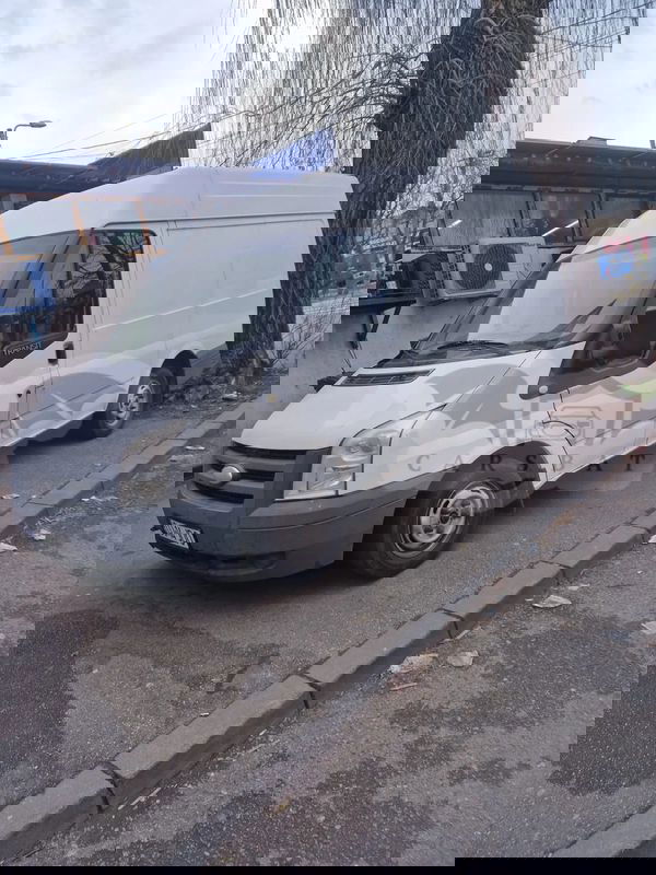 Ford Transit 2010