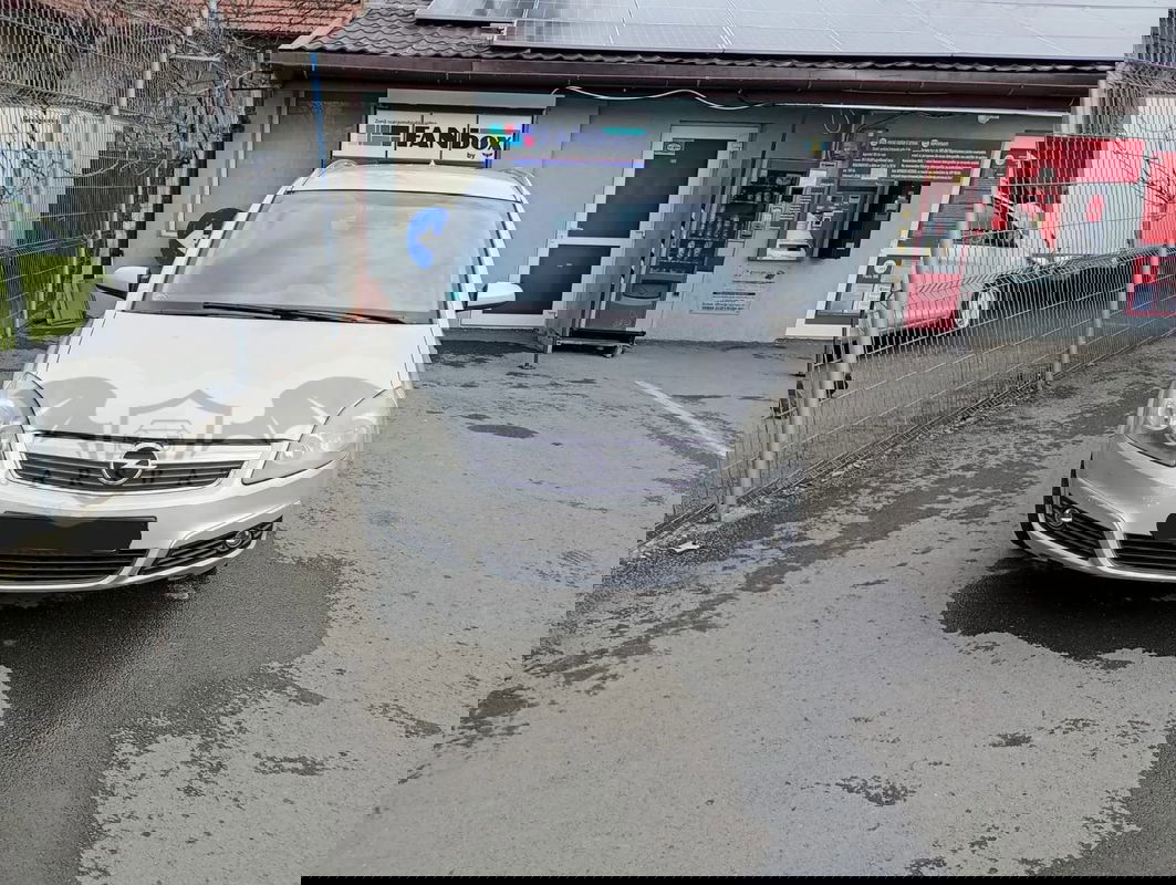 Opel Zafira B [2005 - 2010] 1.8i Essentia 2007