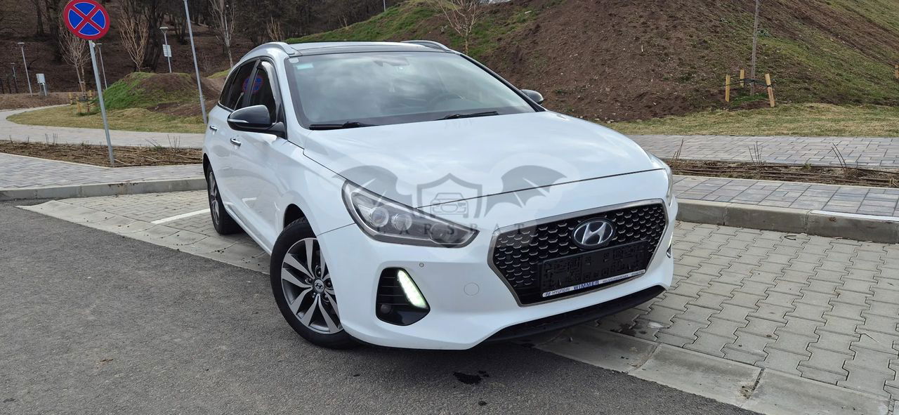Hyundai i30 III [2016 - Prezent] Kombi 1.6 CRDI DCT Passion Plus 2019