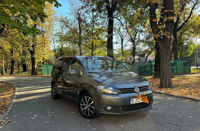 Volkswagen Touran I [2003 - 2015] 2.0 TDI DPF BlueMotion Technology DSG Highline 2012