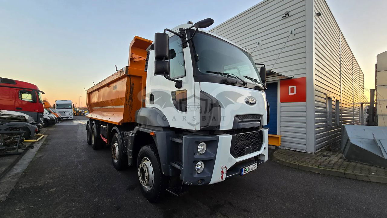 Ford Cargo 2018