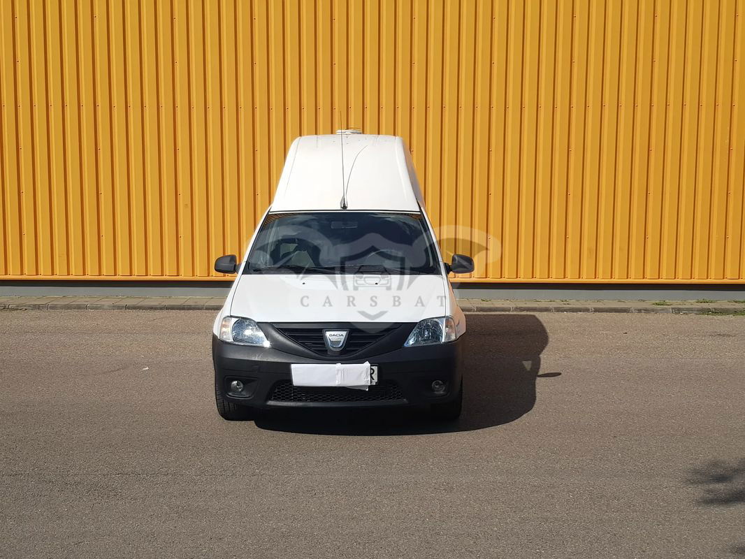 Dacia Pick-Up 2011
