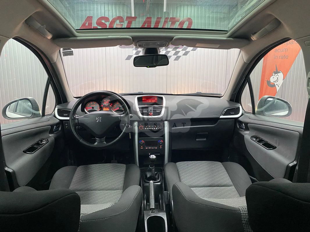 Peugeot 207 2010