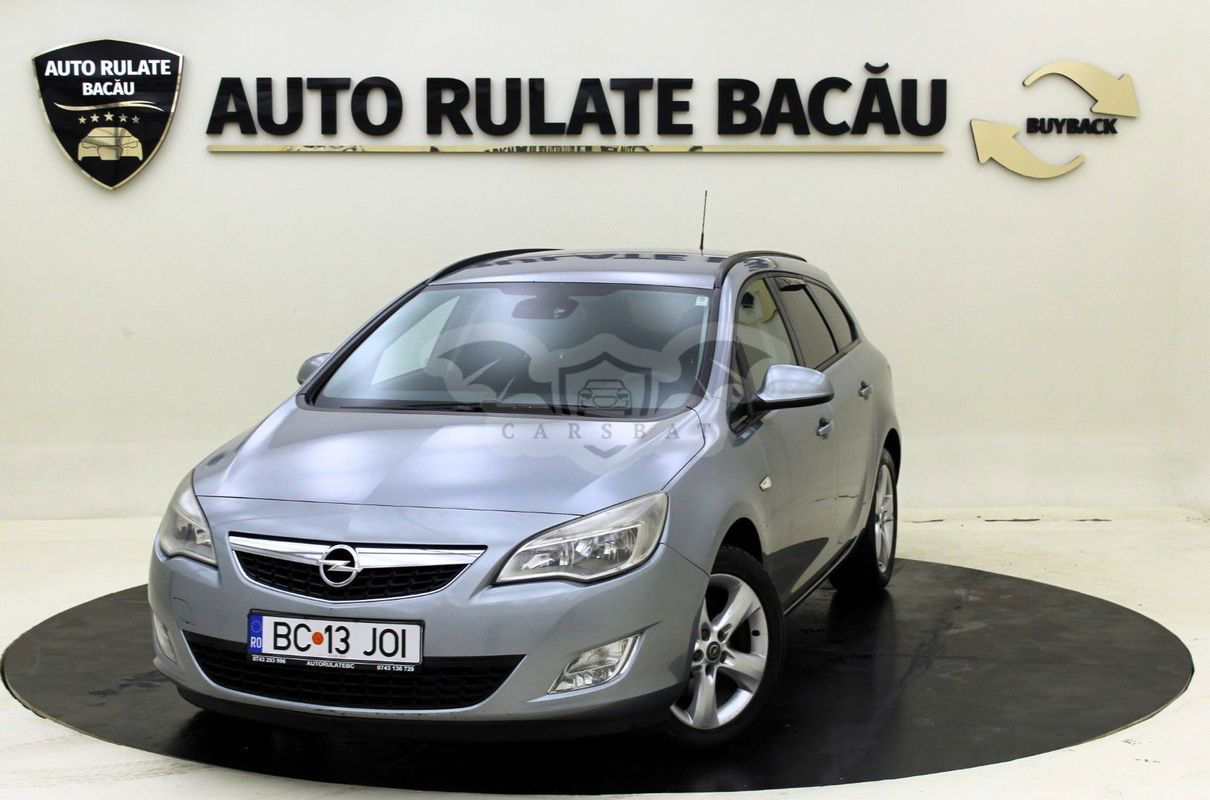 Opel Astra 2011