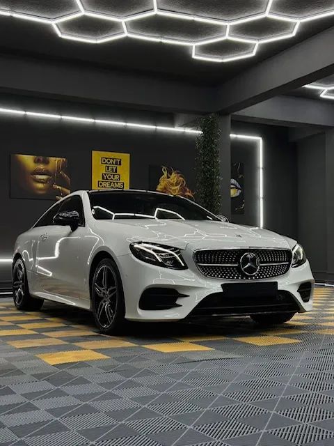 Mercedes-Benz E W213 [2016 - 2023] 220 d 4Matic Coupe 9G-TRONIC AMG Line 2017
