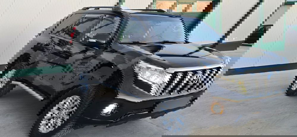 Toyota Land Cruiser 2.8l Turbo D-4D A/T AVS 5 locuri Luxury 2016