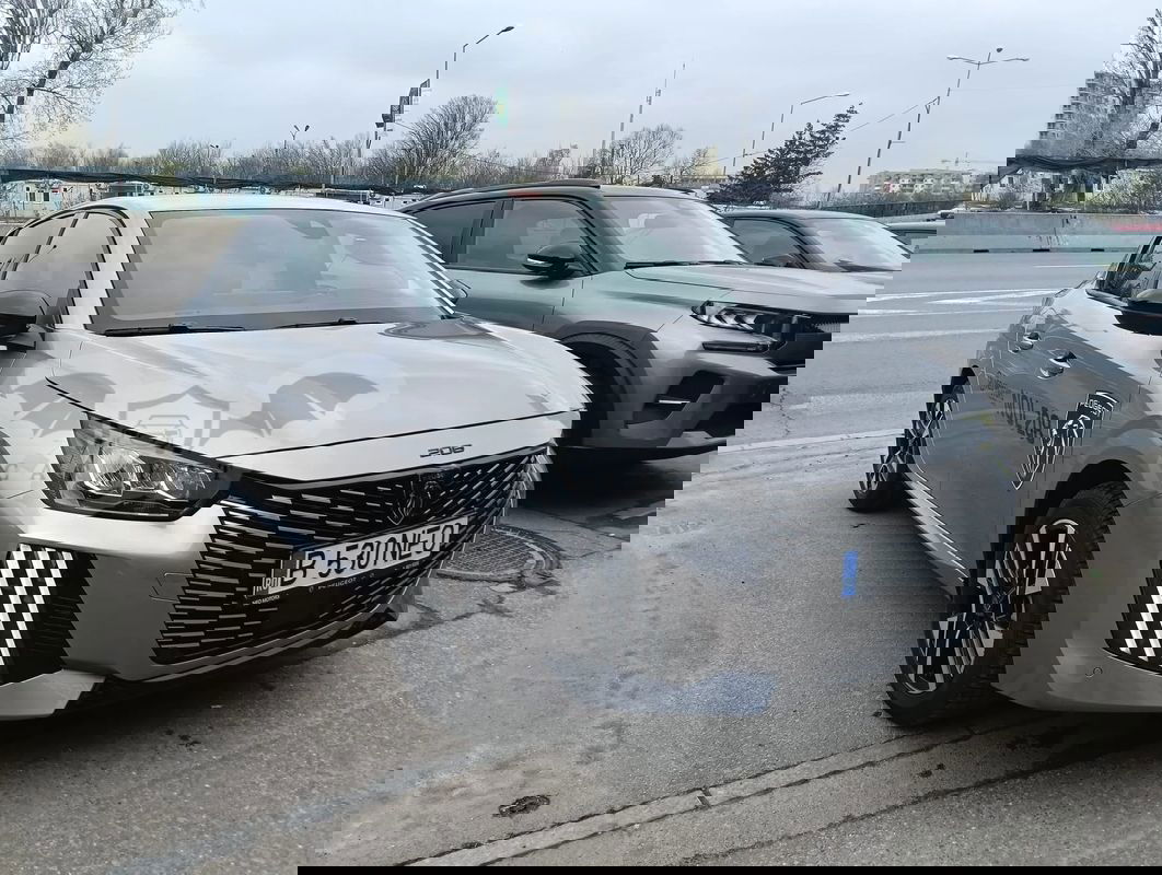Peugeot 208 II [2019 - Prezent] 1.2L 100 e-DCS6 MHEV Allure 2024