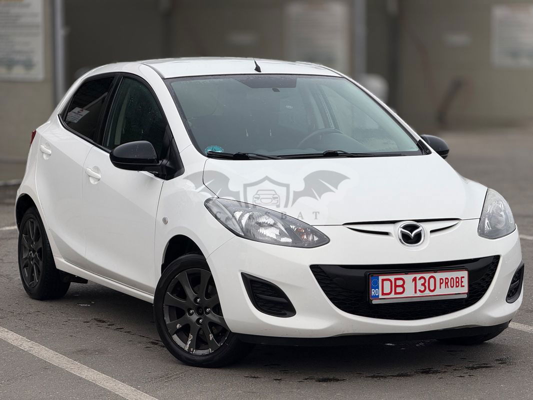 Mazda 2 II [2007 - 2014] 1.3 Dynamic 2014
