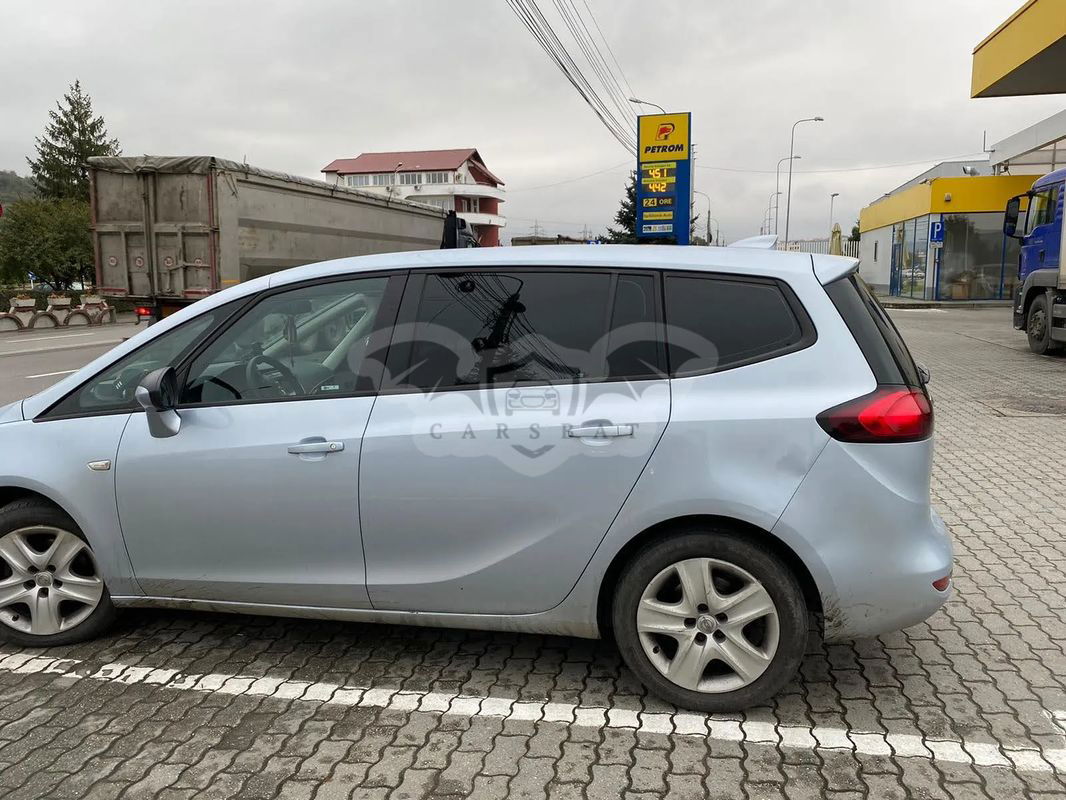 Opel Zafira C [2011 - Prezent 2017