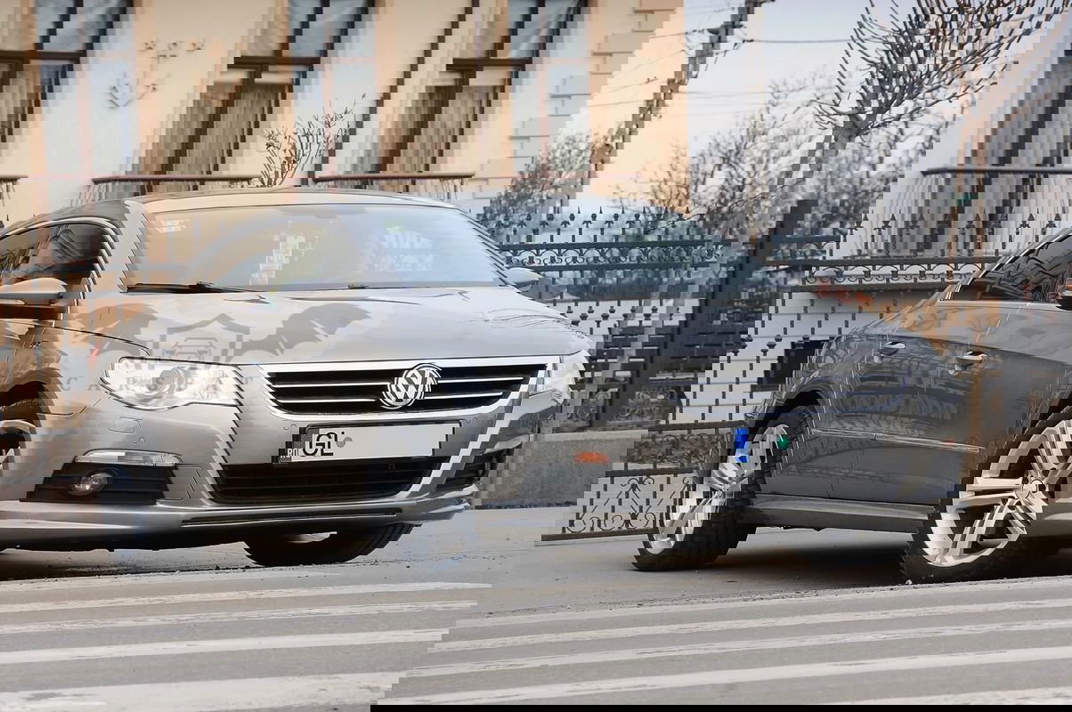 Volkswagen Passat CC 2.0 TDI DPF DSG 2011