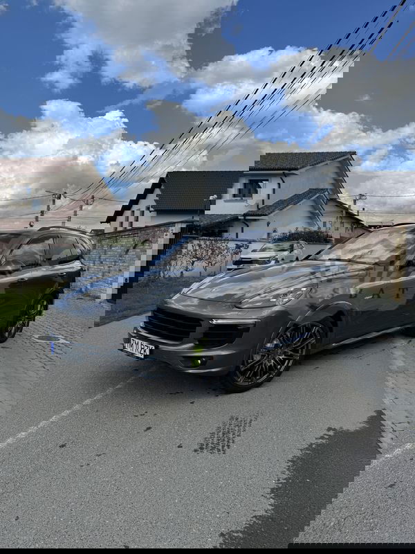 Porsche Cayenne 2015