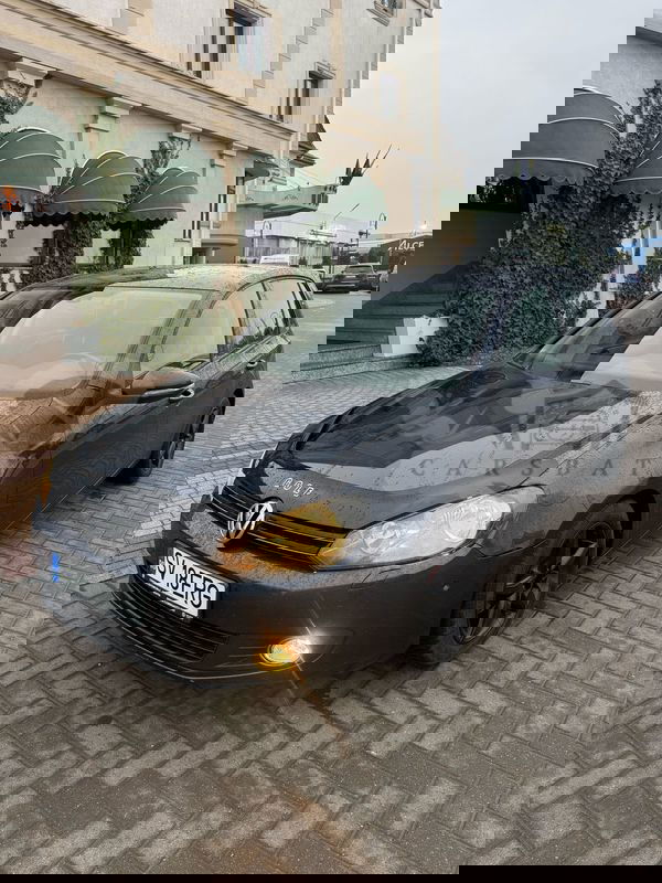 Volkswagen Golf VI [2008 -2013] 1.6 TDI BlueMotion Technology DPF Trendline 2011