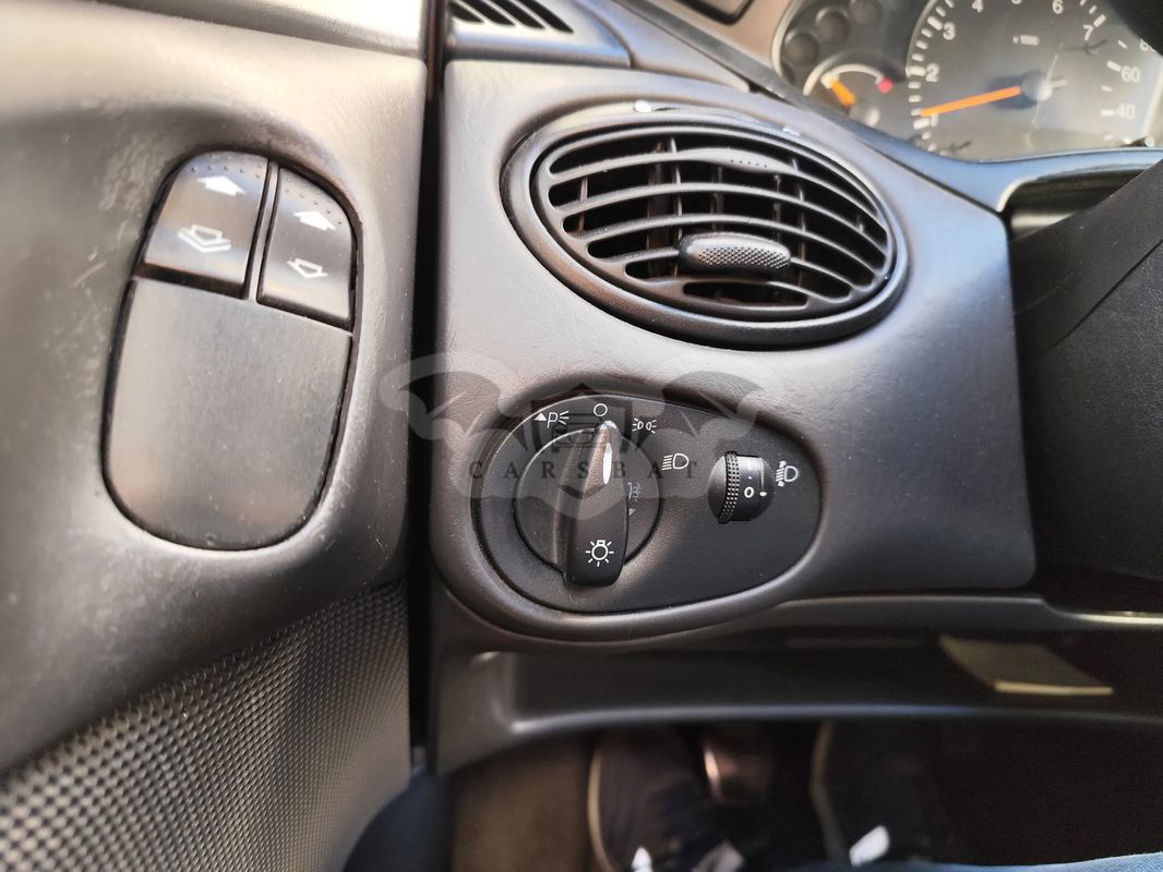 Ford Focus I [1999 - 2005] Wagon 1.6i 16V 2003