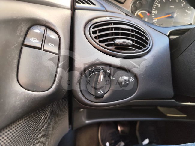 Ford Focus I [1999 - 2005] Wagon 1.6i 16V 2003
