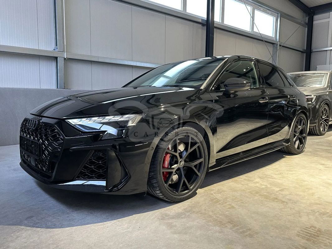 Audi RS3 TFSI quattro S tronic 2025