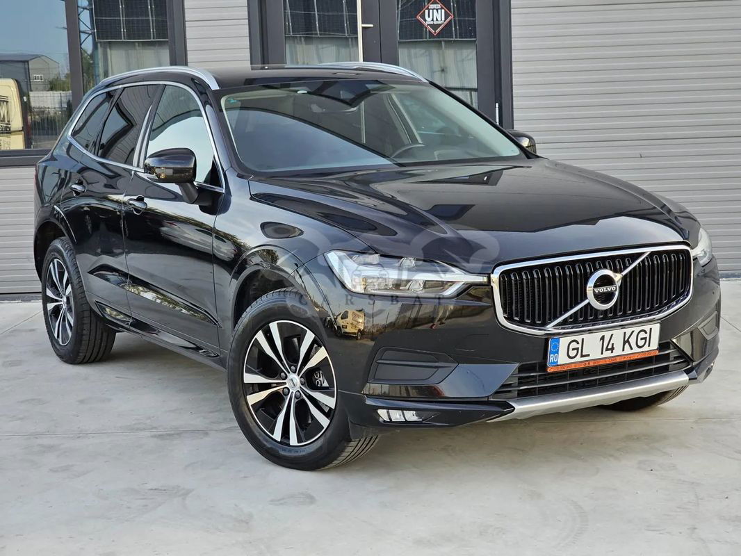 Volvo XC60 B5 MHEV AT8 AWD Momentum Pro 2021