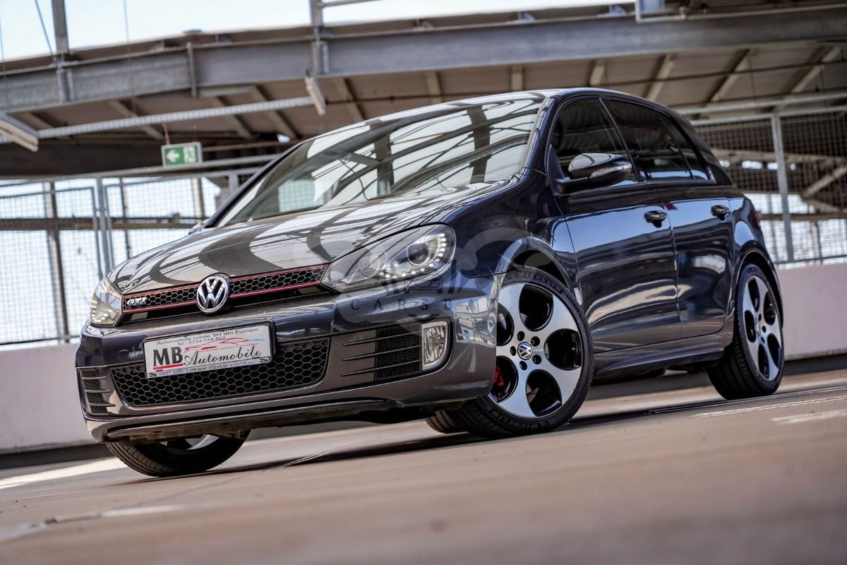 Volkswagen Golf 2.0 TSI GTI DSG 2011
