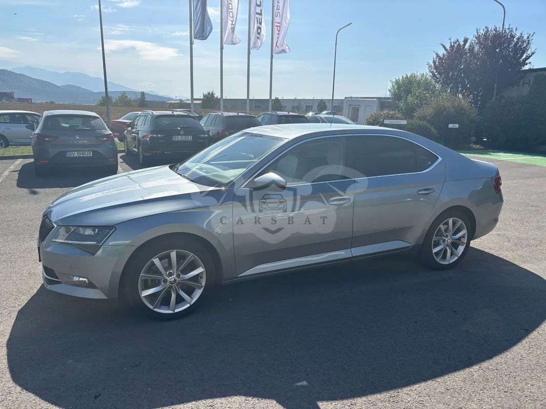 Skoda Superb III [2015 - Prezent] Combi 2.0 TDI DSG Style 2018