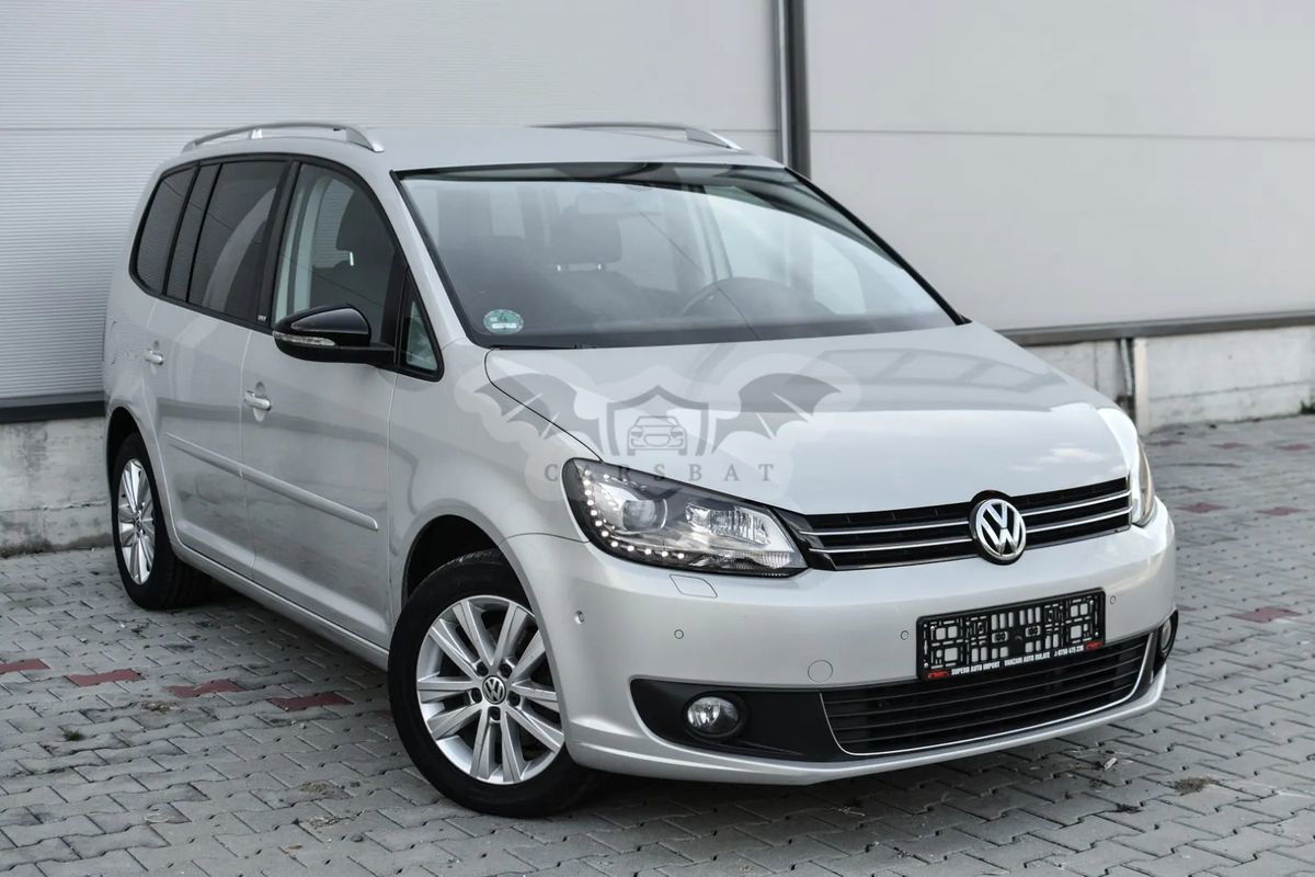 Volkswagen Touran 1.6 TDI DPF Life 2011