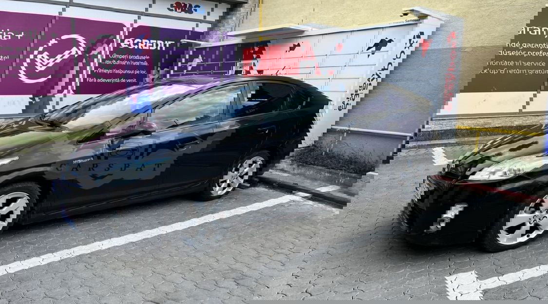 Toyota Prius III [2009 - 2015] HSD Sol 2013
