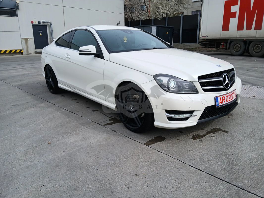 Mercedes-Benz C 250 Coupe (BlueEFFICIENCY) 7G-TRONIC 2011