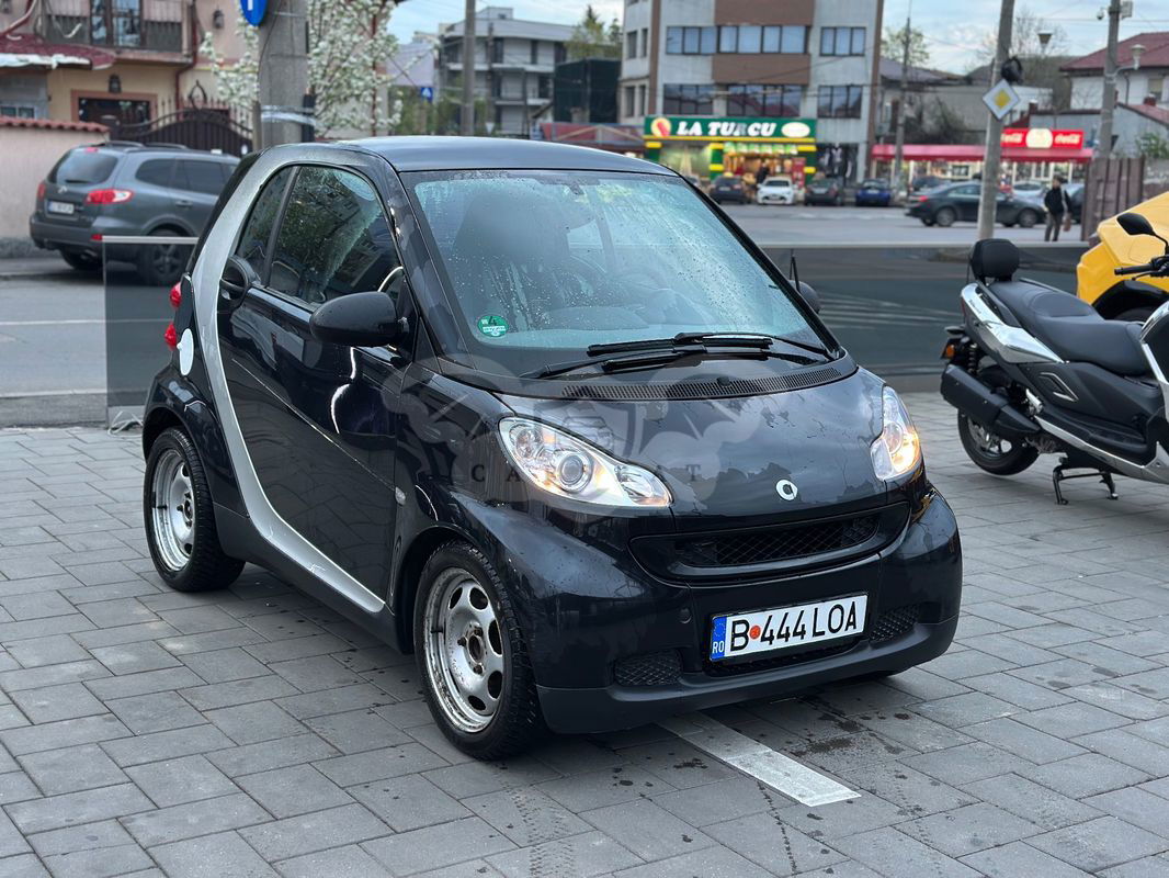 Smart Fortwo II [2007 - 2015] coupe 1.0 Micro Hybrid Drive pure Aut 2010