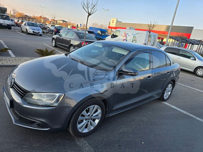 Volkswagen Jetta A6 [2010 - 2018] 1.6 TDI Blue Motion Technology Comfortline 2011