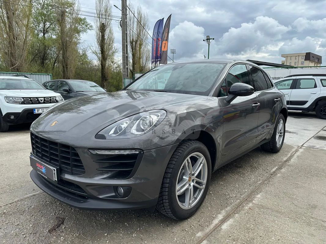 Porsche Macan Standard 2018