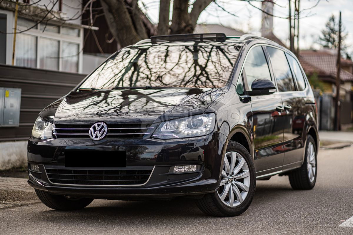 Volkswagen Sharan II [2010 - Prezent] 2.0 TDI BlueMotion Technology Highline 2012