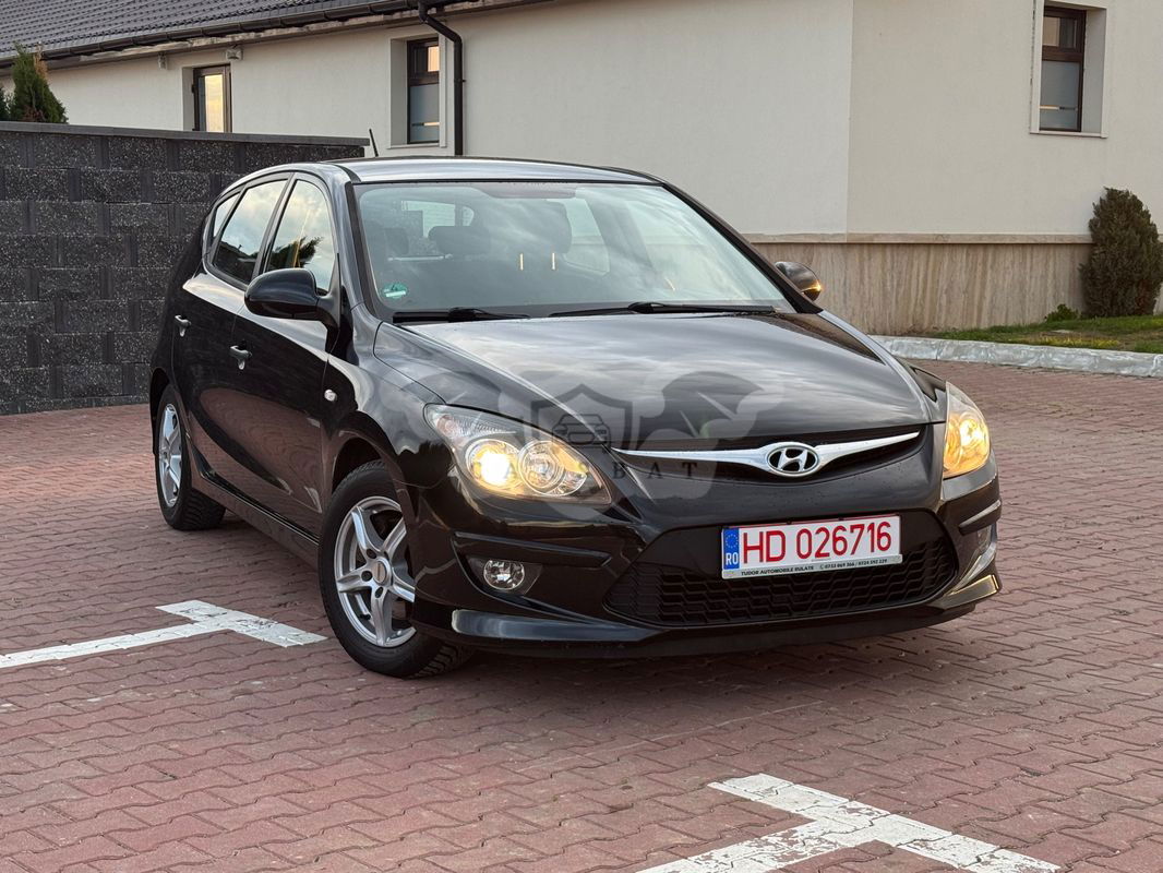 Hyundai i30 I [2007 - 2012] i30cw 1.4 Edition Plus 2011