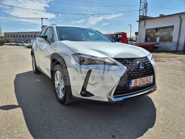 Lexus UX 250h 2.0L HEV 20H- (178 HP) 4X2 CVT Business 2023