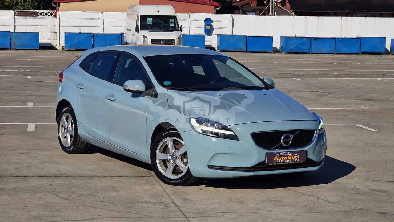 Volvo V40 II [2012 - Prezent] D4 Summum 2015