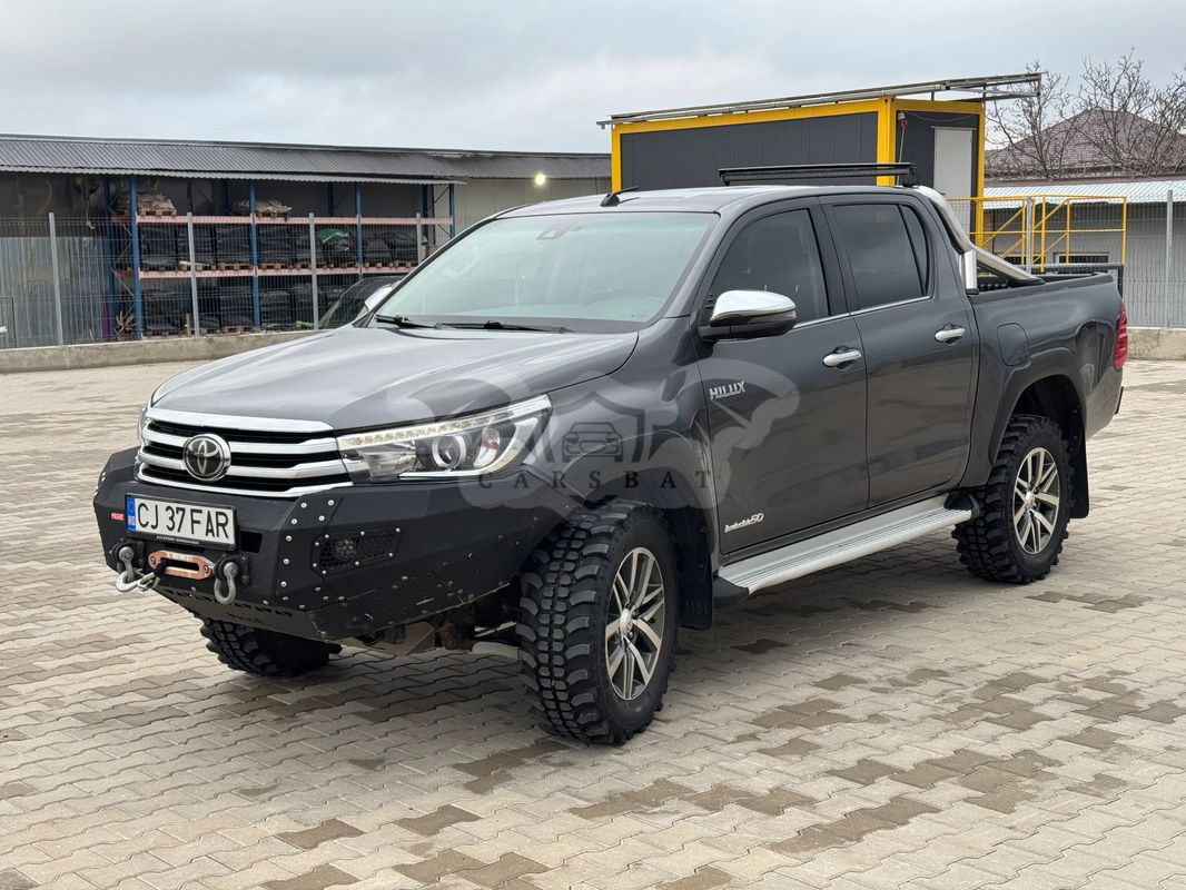 Toyota Hilux VIII [2015 - Prezent] 4x4 Double Cab M/T Invincible 2020
