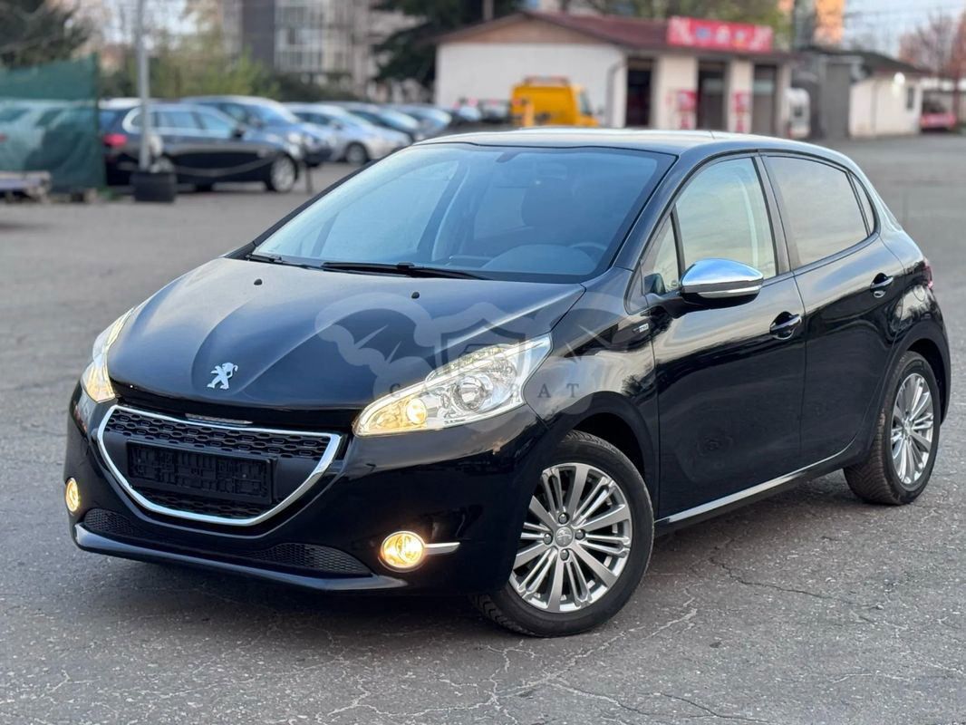 Peugeot 208 I [2012 - 2019] 1.2 L PureTech Style 2015