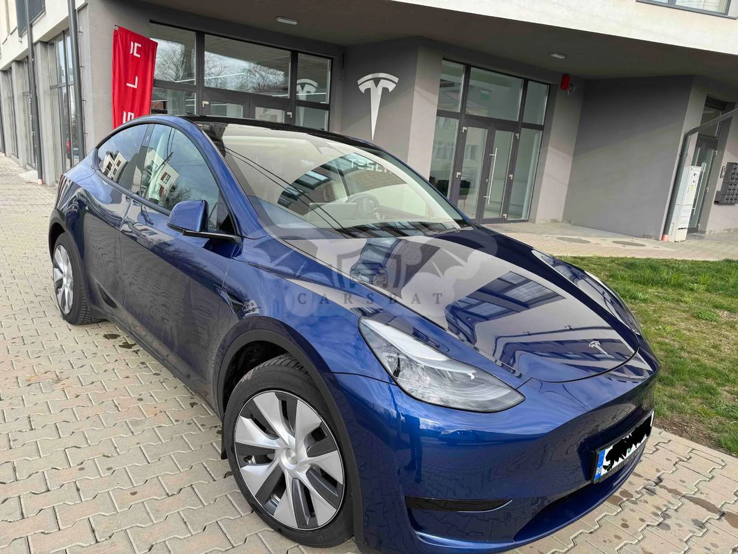 Tesla Model Y RWD Long Range 2024