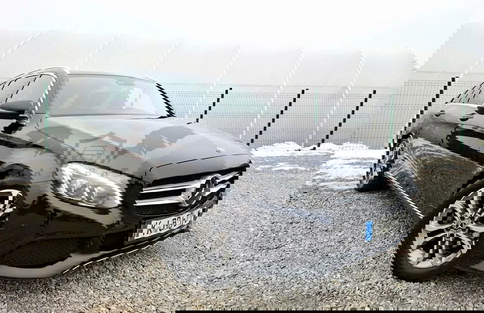 Mercedes-Benz C W205 [2014 - 2021] 200 d T 9G-TRONIC Avantgarde 2017