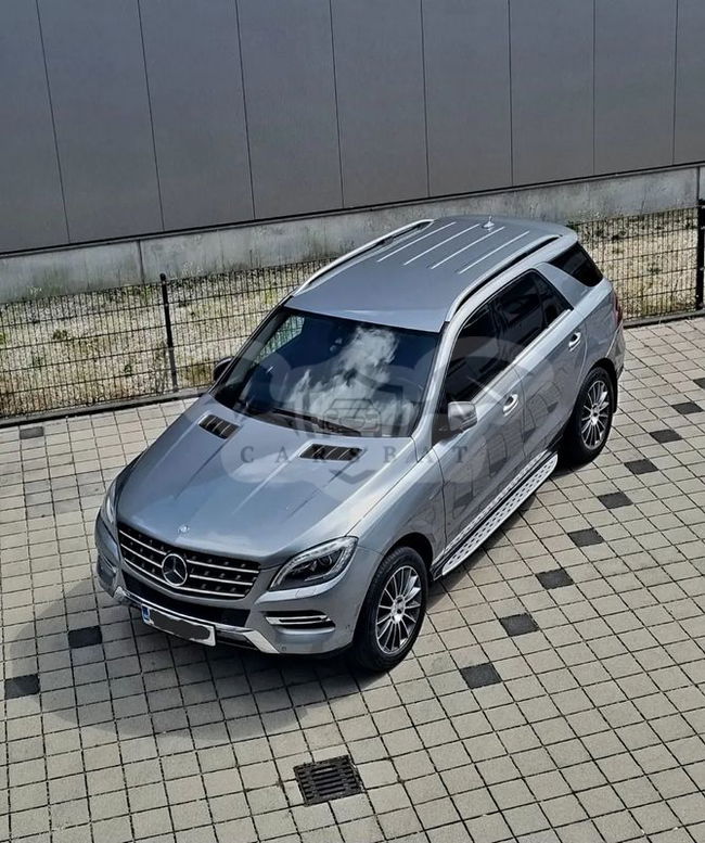 Mercedes-Benz ML W166 [2011 - 2015] 350 BlueTEC 4MATIC 7G-TRONIC 2013