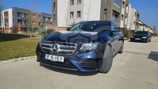 Mercedes-Benz E W213 [2016 - 2023] 220 d T 9G-TRONIC AMG Line 2017
