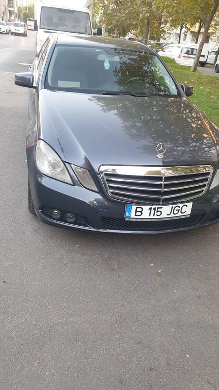 Mercedes-Benz E W212 [2009 - 2016] 220 CDI BlueEfficiency Aut. 2011
