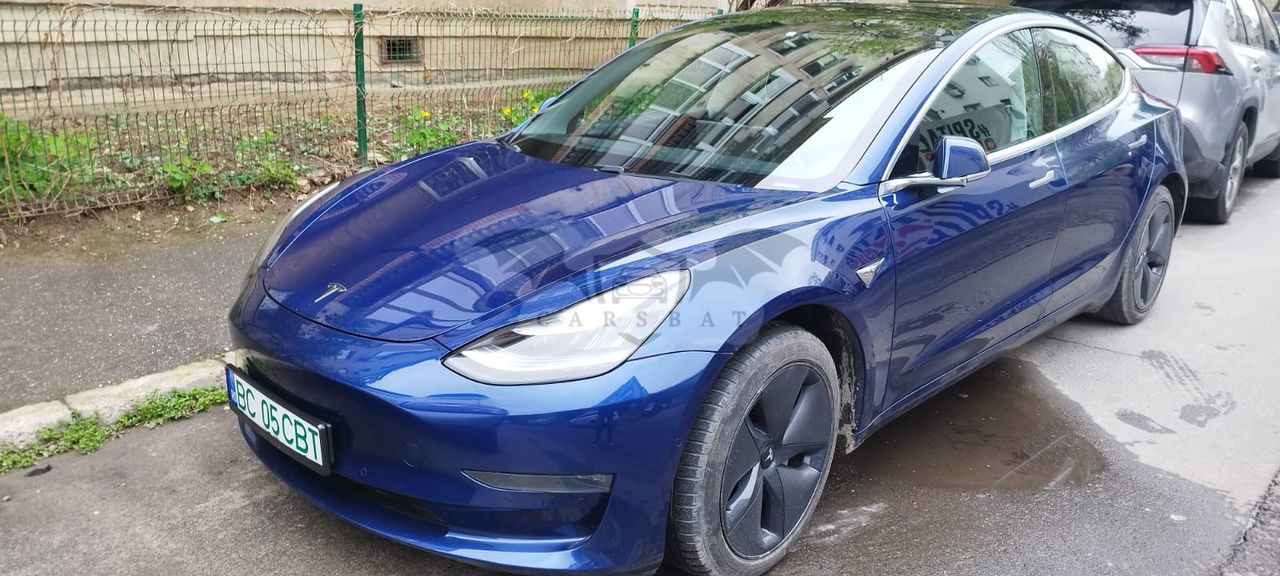 Tesla Model 3 Langstreckenbatterie Allradantrieb Dual Motor 2020