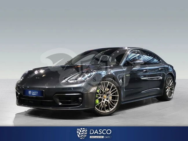 Porsche Panamera 2023