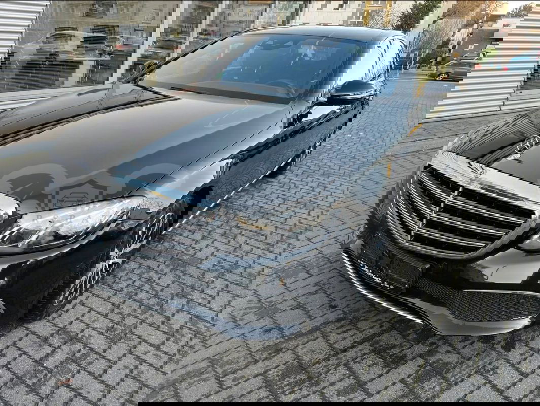 Mercedes-Benz E W213 [2016 - 2023] 220 d Aut. 2020