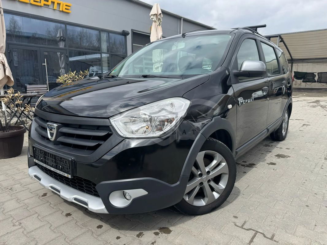 Dacia Lodgy 1.2 TCe 115 CP Stepway 2017