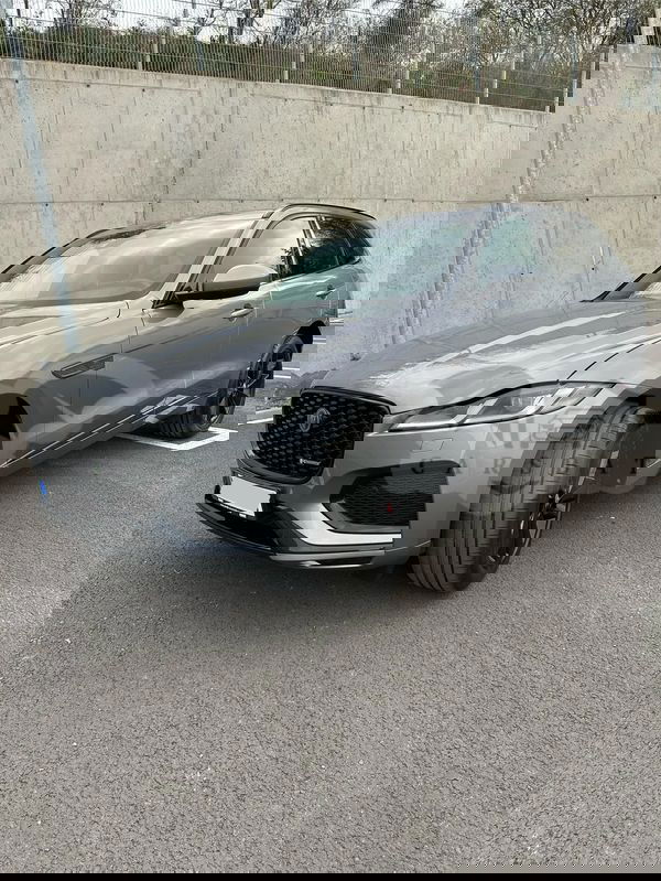 Jaguar F-Pace P250 AWD R-Dynamic SE 2022