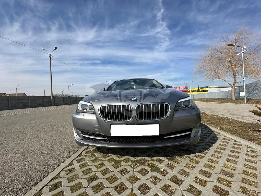 BMW 5 Series F10/F11/F07 [2010 - 2017] 520d 2010