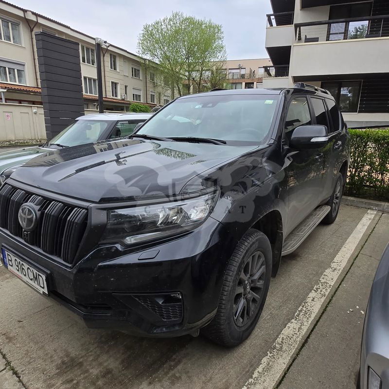 Toyota Land Cruiser 2.8l D-4D 204 CP A/T 7 locuri Luxury AVS Black 2023