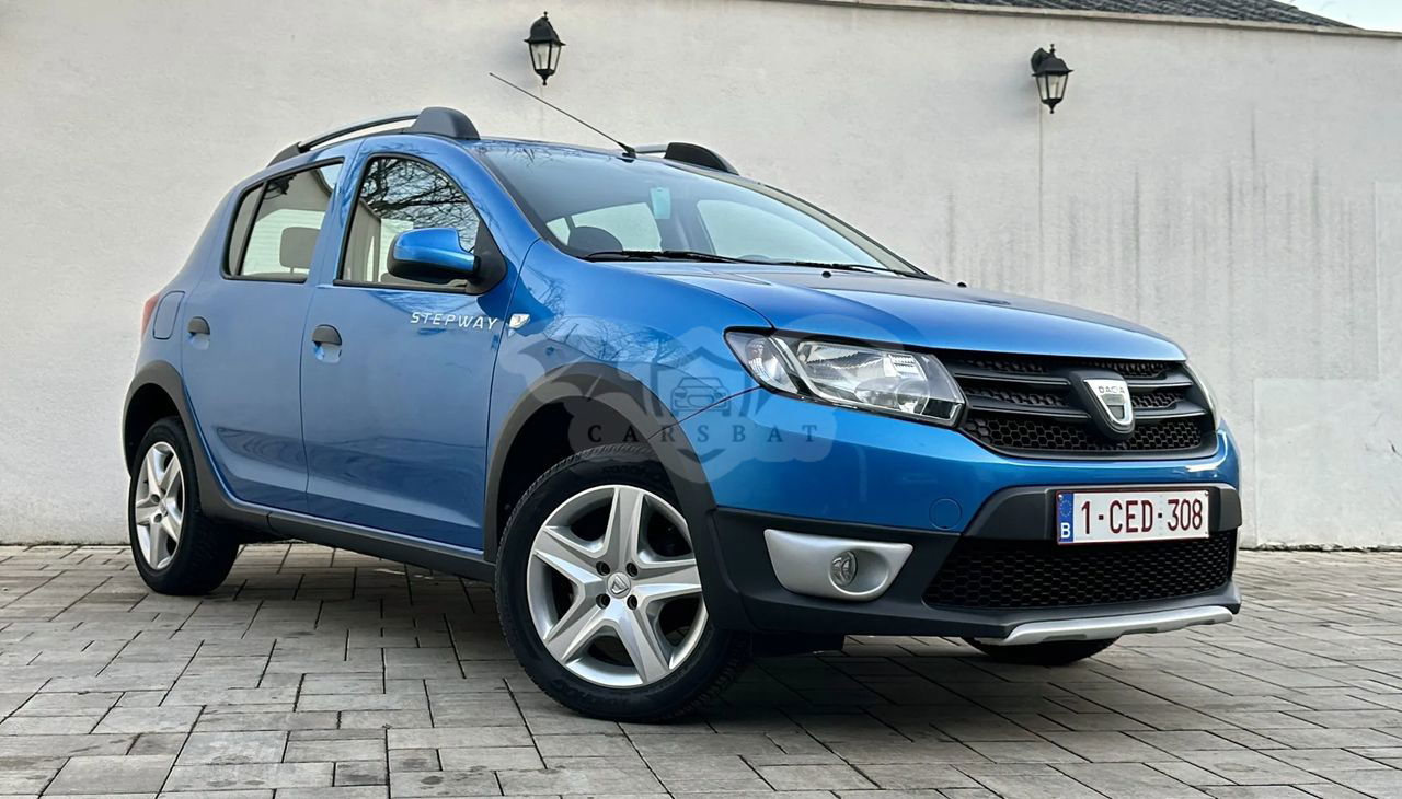 Dacia Sandero 2015