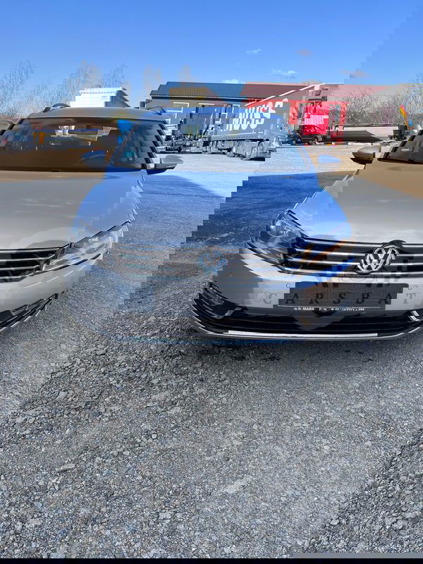 Volkswagen Passat B7 [2010 - 2014] Variant 2.0 Blue TDI DSG SCR Comfortline 2012